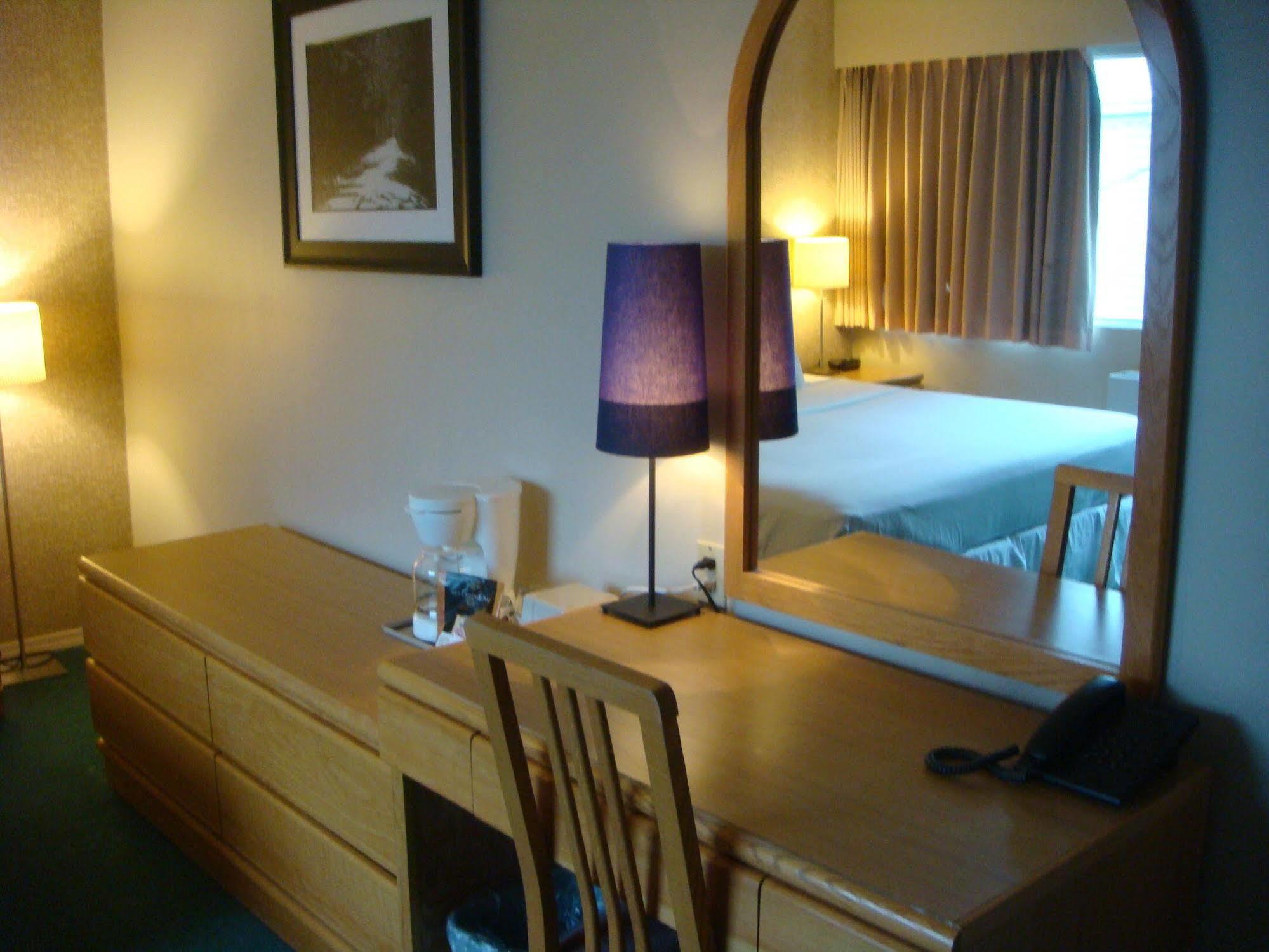 Cassandra Hotel Vancouver Extérieur photo