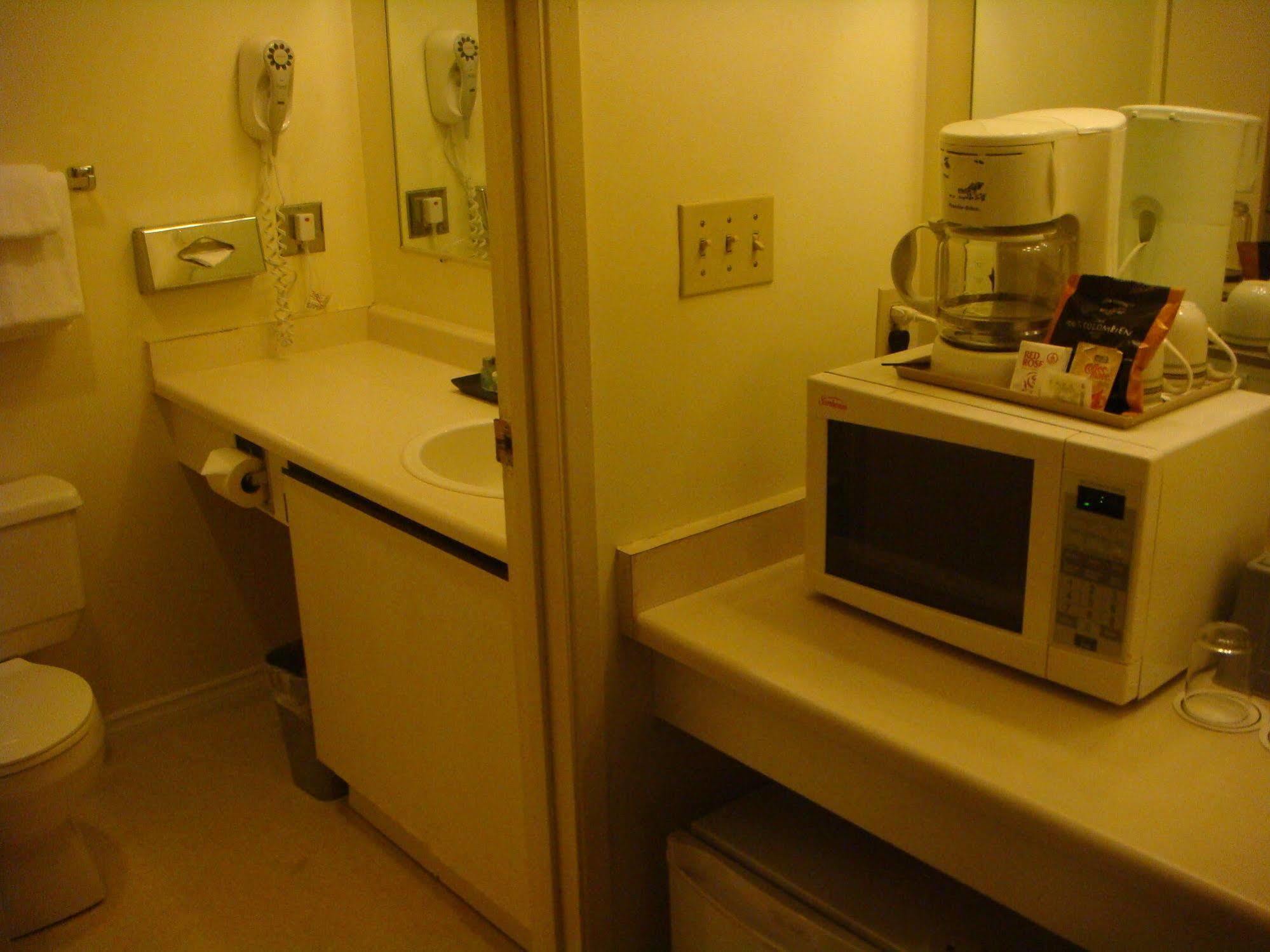 Cassandra Hotel Vancouver Extérieur photo